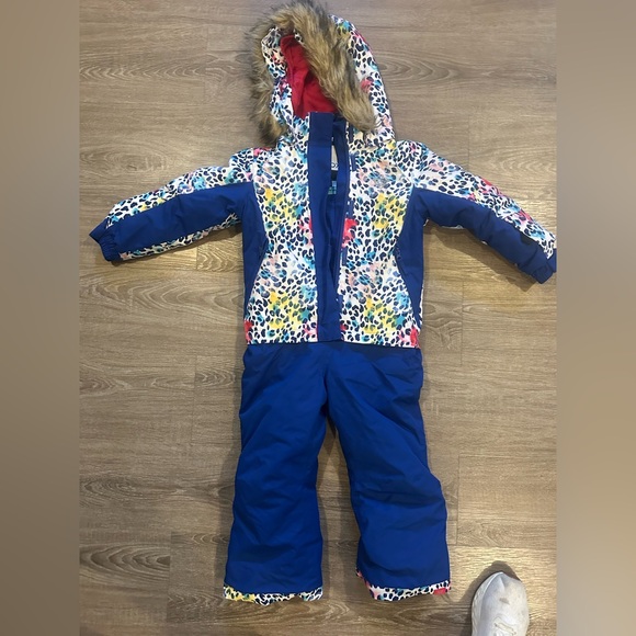ROXY one piece snowsuit - Picture 1 of 3